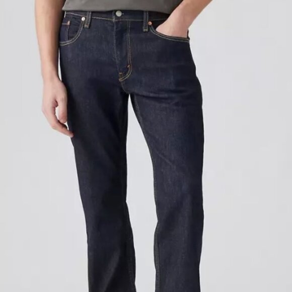NWT Levi's Relaxed Straight 559 Jeans 38x30 - Picture 1 of 6